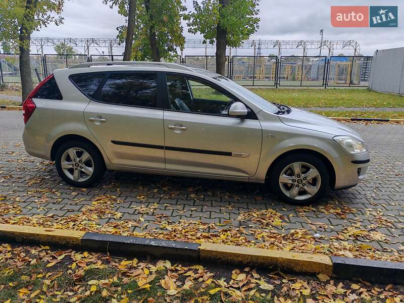 Універсал Kia Ceed 2008 в Олександрії