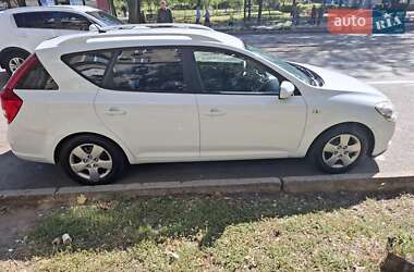 Универсал Kia Ceed 2009 в 