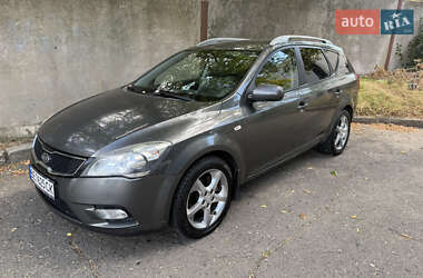 Универсал Kia Ceed 2010 в Николаеве