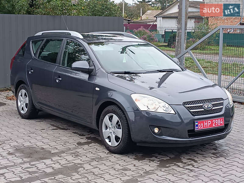Универсал Kia Ceed 2009 в 