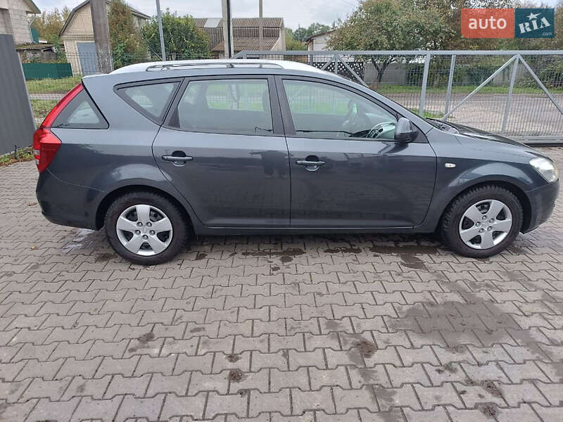 Универсал Kia Ceed 2009 в Красилове