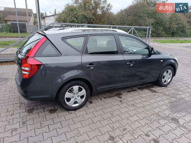 Универсал Kia Ceed 2009 в Красилове
