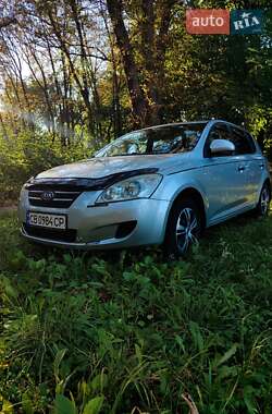 Хэтчбек Kia Ceed 2008 в Чернигове