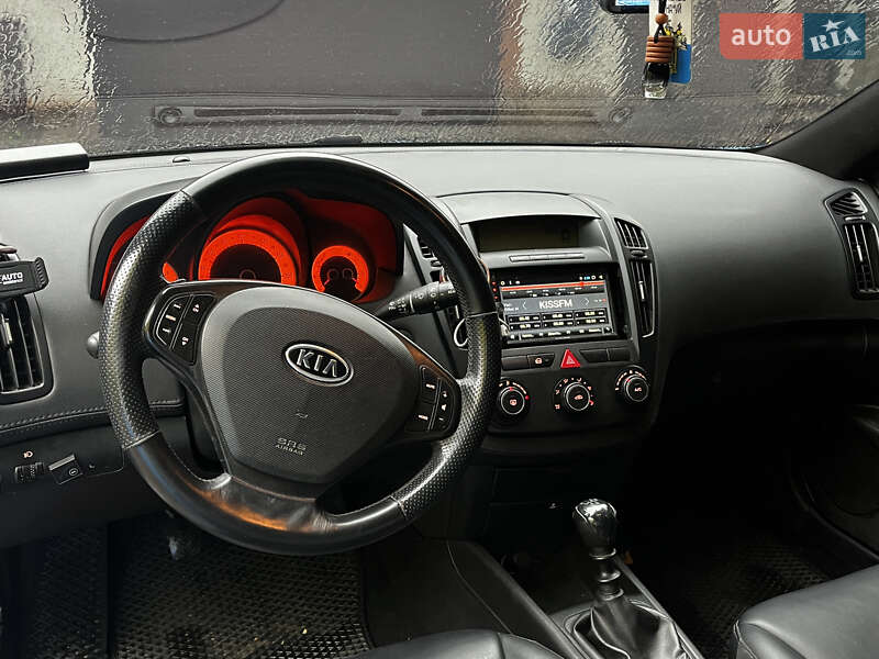 Универсал Kia Ceed 2008 в Киеве