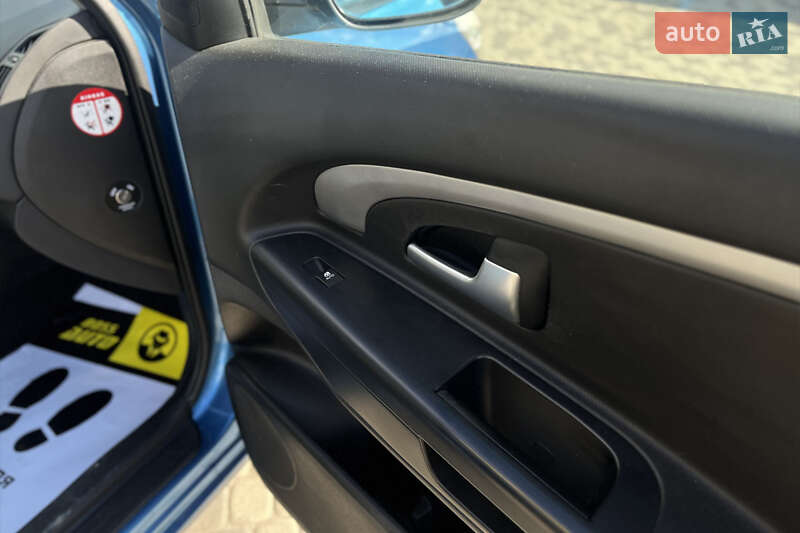 Універсал Kia Ceed 2009 в Мукачевому фото 10 Універсал Kia Ceed 2009 в Мукачевому