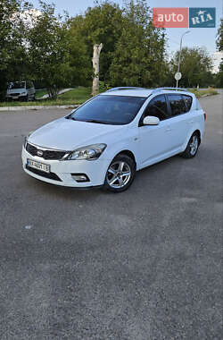 Универсал Kia Ceed 2010 в Чемеровцах