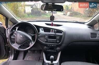 Універсал Kia Ceed 2012 в  фото 6 Універсал Kia Ceed 2012 в