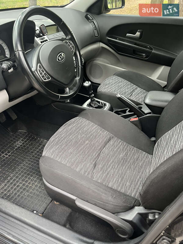 Хетчбек Kia Ceed 2008 в Софіївській Борщагівці