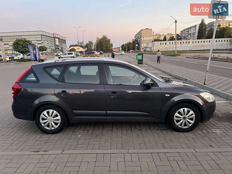Универсал Kia Ceed 2008 в Черкассах