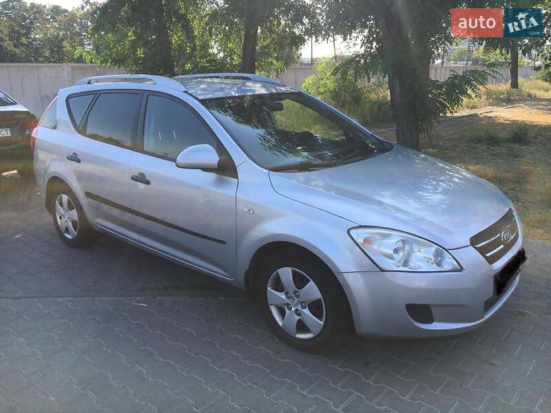 Універсал Kia Ceed 2009 в Києві фото 3 Універсал Kia Ceed 2009 в Києві