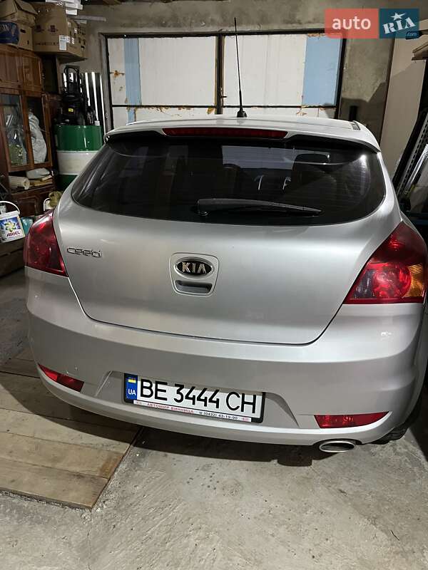 Хетчбек Kia Ceed 2008 в Южноукраїнську фото 2 Хетчбек Kia Ceed 2008 в Южноукраїнську