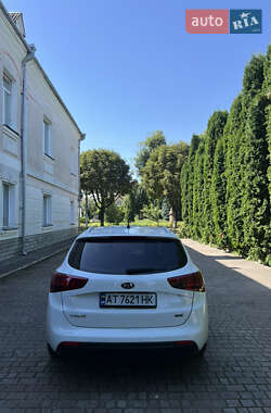 Універсал Kia Ceed 2015 в  фото 6 Універсал Kia Ceed 2015 в