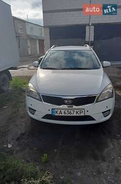 Универсал Kia Ceed 2010 в Ставище