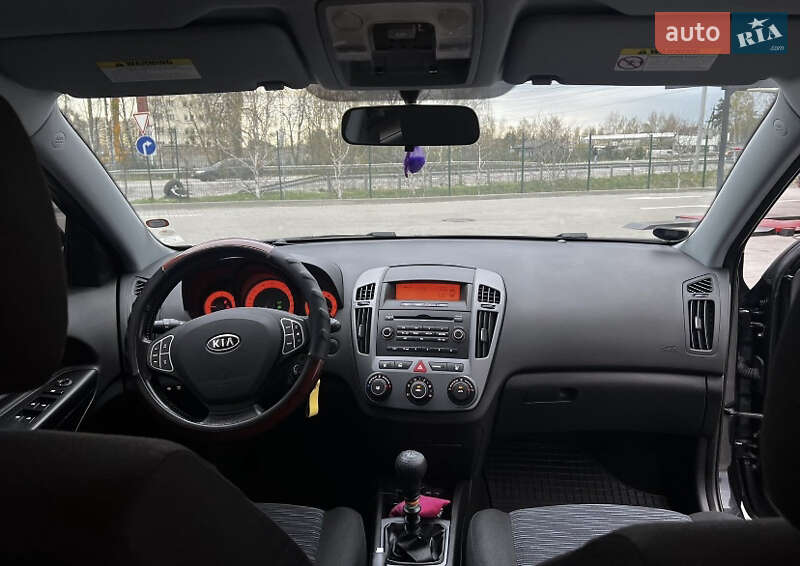 Хетчбек Kia Ceed 2007 в Києві фото 3 Хетчбек Kia Ceed 2007 в Києві