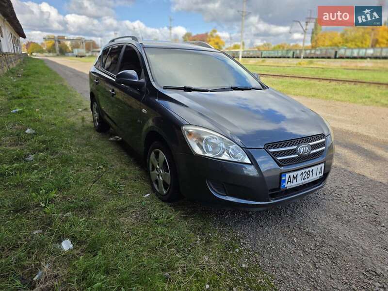 Универсал Kia Ceed 2008 в Житомире