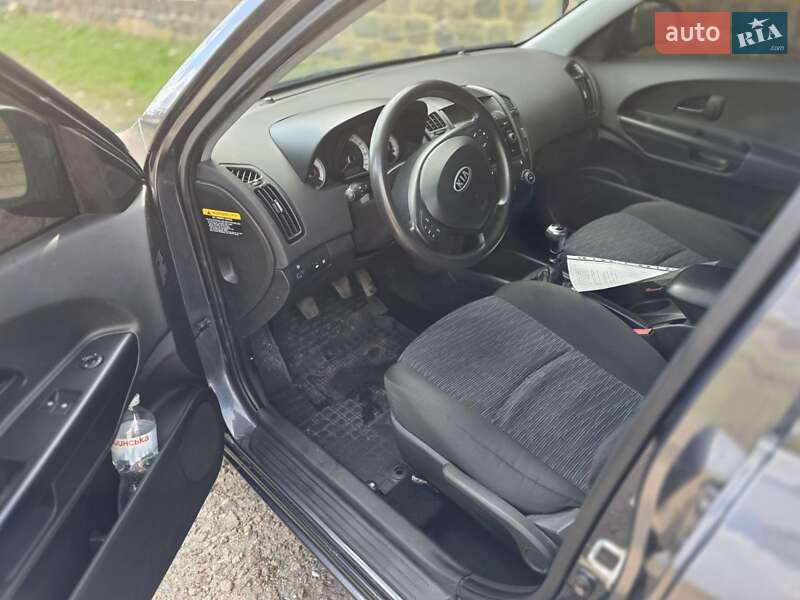 Универсал Kia Ceed 2008 в Житомире