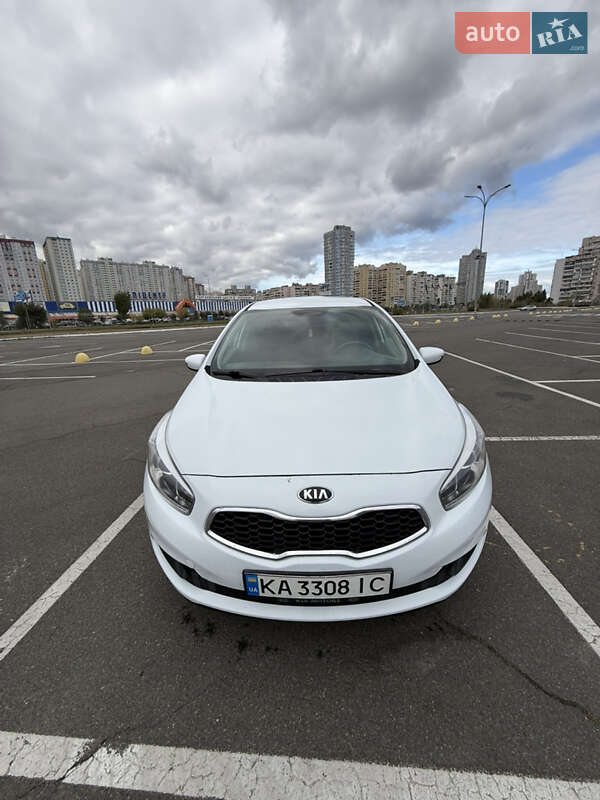 Хэтчбек Kia Ceed 2012 в Киеве фото 3 Хэтчбек Kia Ceed 2012 в Киеве