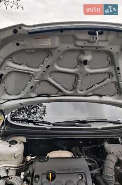 Хетчбек Kia Ceed 2008 в  фото 3 Хетчбек Kia Ceed 2008 в