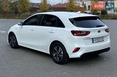 Хэтчбек Kia Ceed 2019 в 