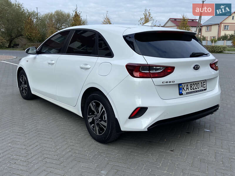 Хетчбек Kia Ceed 2019 в Києві фото 21 Хетчбек Kia Ceed 2019 в Києві