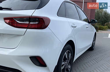 Хэтчбек Kia Ceed 2019 в 