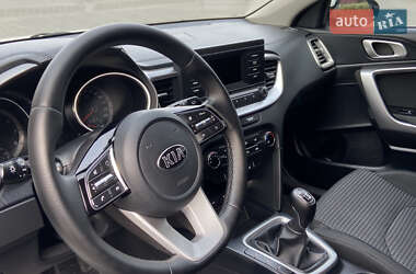 Хэтчбек Kia Ceed 2019 в 