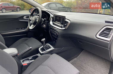 Хэтчбек Kia Ceed 2019 в 