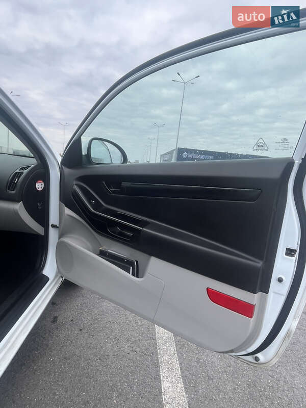 Хэтчбек Kia Ceed 2008 в Львове фото 7 Хэтчбек Kia Ceed 2008 в Львове