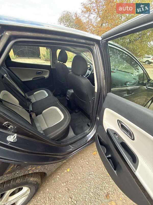 Хэтчбек Kia Ceed 2012 в Белгороде-Днестровском фото 27 Хэтчбек Kia Ceed 2012 в Белгороде-Днестровском