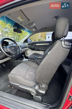 Хэтчбек Kia Ceed 2008 в Черновцах