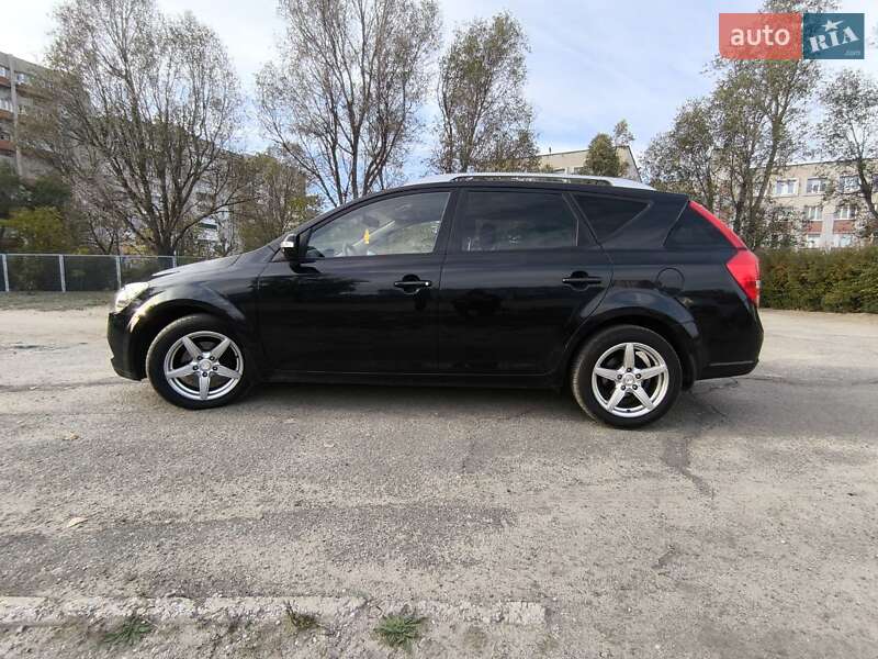 Універсал Kia Ceed 2012 в Запоріжжі