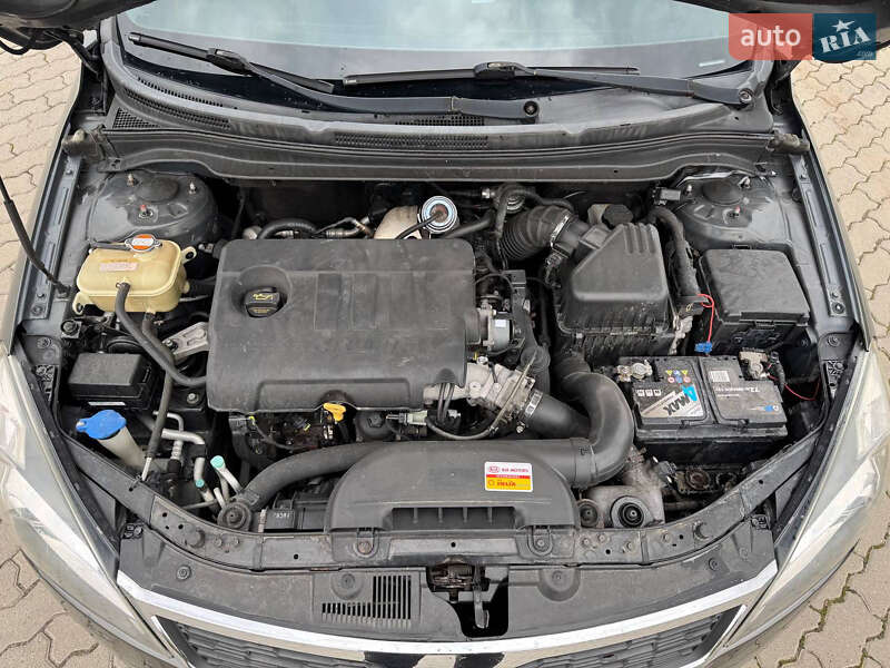 Универсал Kia Ceed 2010 в Жмеринке фото 39 Универсал Kia Ceed 2010 в Жмеринке