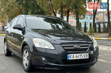 Хетчбек Kia Ceed 2007 в 
