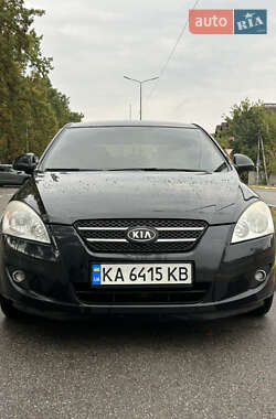 Хетчбек Kia Ceed 2007 в 