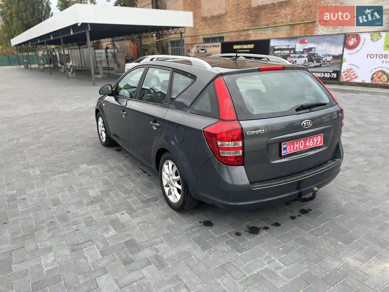 Универсал Kia Ceed 2009 в Лубнах