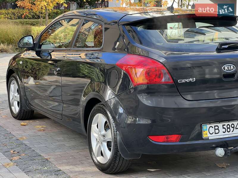 Хэтчбек Kia Ceed 2008 в Киеве фото 20 Хэтчбек Kia Ceed 2008 в Киеве