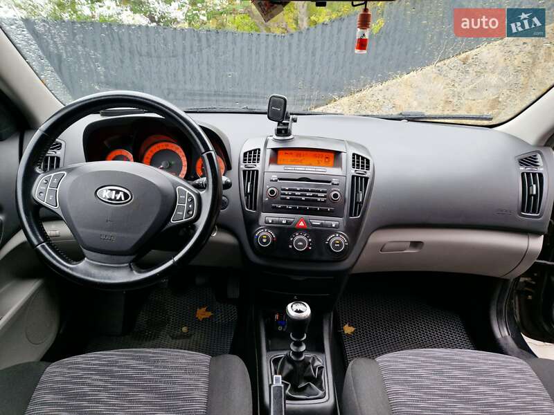 Хетчбек Kia Ceed 2008 в Вінниці фото 13 Хетчбек Kia Ceed 2008 в Вінниці