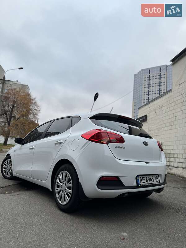 Хетчбек Kia Ceed 2013 в Києві
