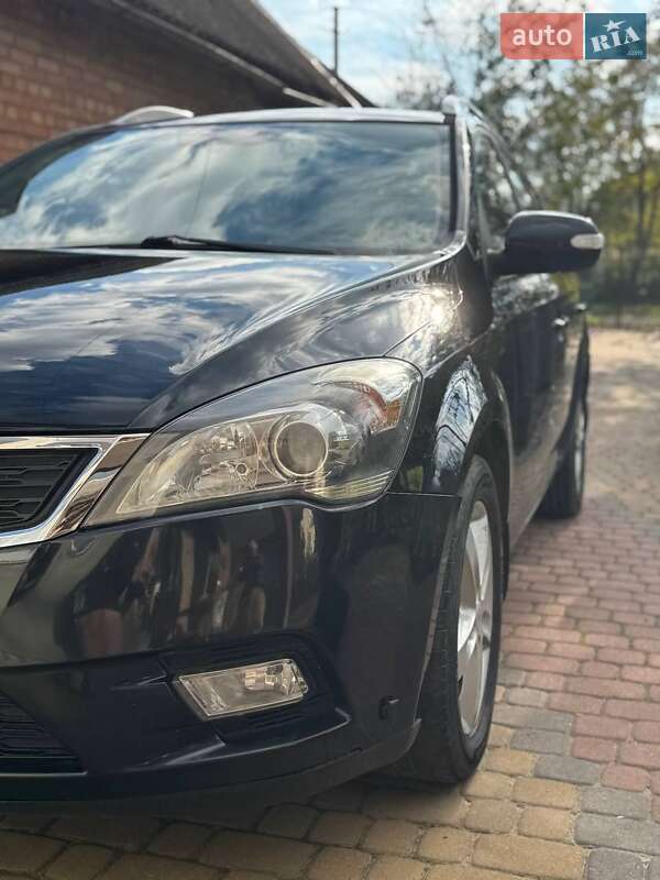 Универсал Kia Ceed 2011 в Новом Роздоле фото 2 Универсал Kia Ceed 2011 в Новом Роздоле
