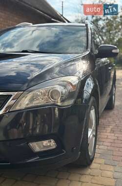 Универсал Kia Ceed 2011 в 