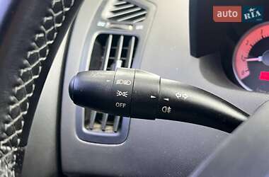 Хэтчбек Kia Ceed 2008 в 