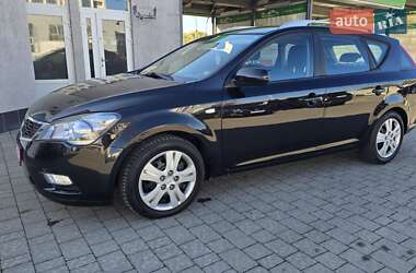 Універсал Kia Ceed 2012 в  фото 17 Універсал Kia Ceed 2012 в