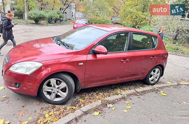 Хетчбек Kia Ceed 2008 в  фото 3 Хетчбек Kia Ceed 2008 в