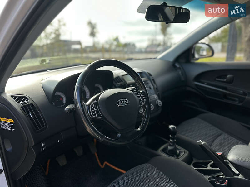 Універсал Kia Ceed 2009 в Вінниці