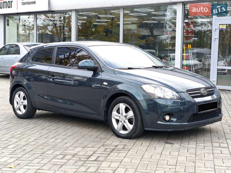 Хетчбек Kia Ceed 2008 в Дніпрі фото 11 Хетчбек Kia Ceed 2008 в Дніпрі