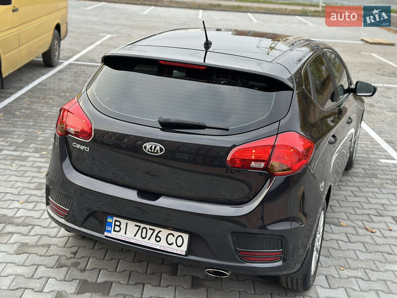 Хэтчбек Kia Ceed 2017 в Виннице
