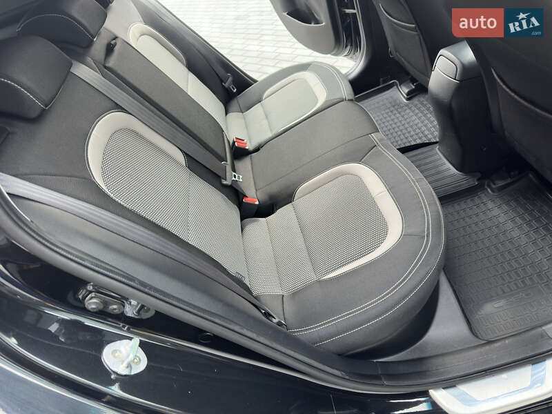 Хэтчбек Kia Ceed 2017 в Виннице