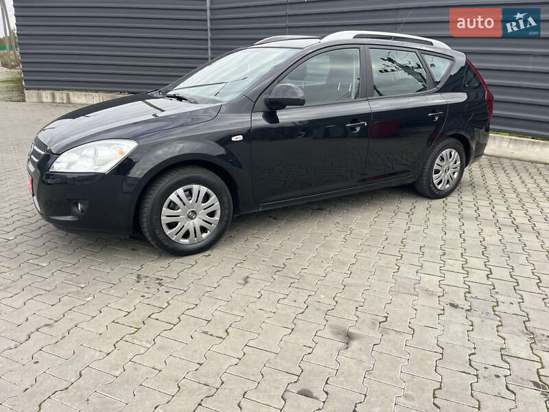 Універсал Kia Ceed 2008 в Нововолинську фото 2 Універсал Kia Ceed 2008 в Нововолинську