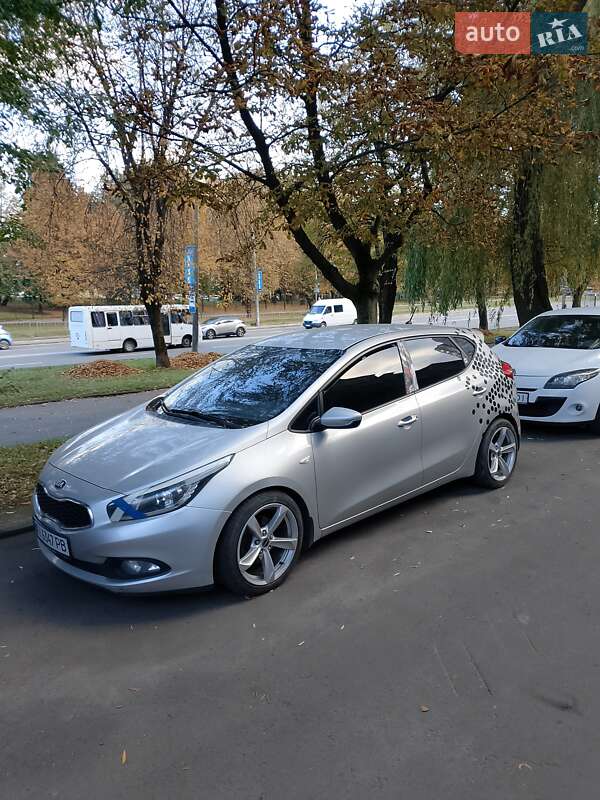 Хетчбек Kia Ceed 2012 в Винниках фото 6 Хетчбек Kia Ceed 2012 в Винниках