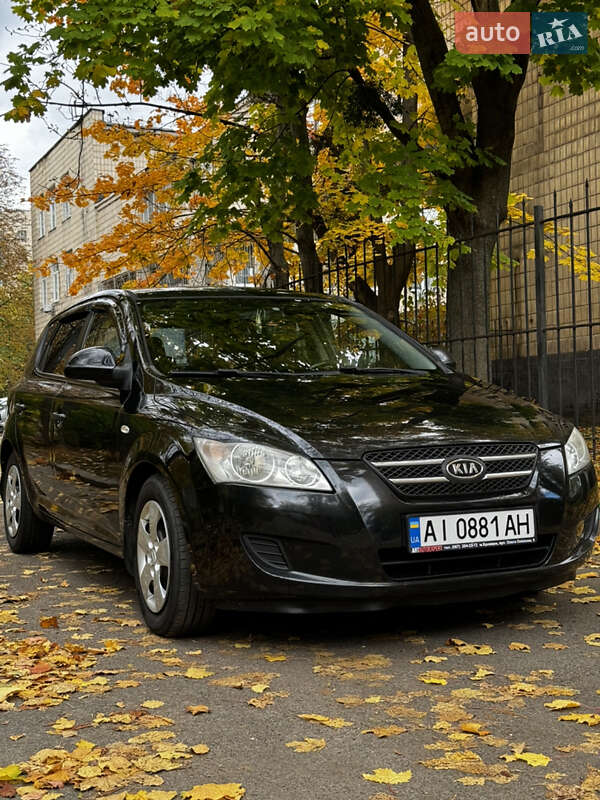 Хетчбек Kia Ceed 2007 в Києві фото 2 Хетчбек Kia Ceed 2007 в Києві